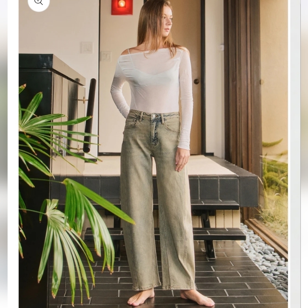 Vervet Free Spirit - Super High Rise Barrel Jeans